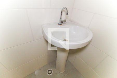 Apartamento para alugar com 36m², 2 quartos e 1 vaga Apartamento para alugar com 36m², 2 quartos e 1 vagaBanheiro