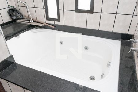 Casa à venda com 220m², 3 quartos e 6 vagas Casa à venda com 220m², 3 quartos e 6 vagasBanheiro da Suíte