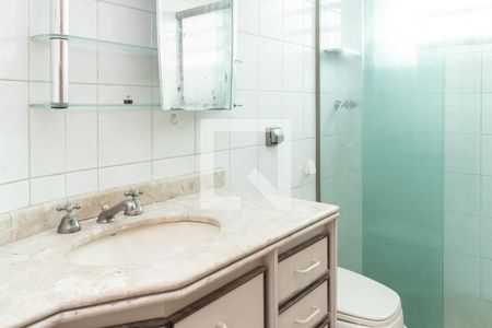 Casa à venda com 220m², 3 quartos e 6 vagas Casa à venda com 220m², 3 quartos e 6 vagasBanheiro 3