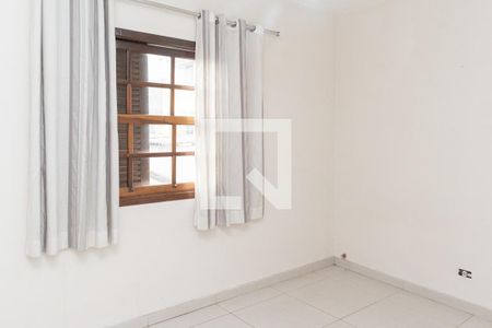 Casa à venda com 220m², 3 quartos e 6 vagas Casa à venda com 220m², 3 quartos e 6 vagasQuarto 2