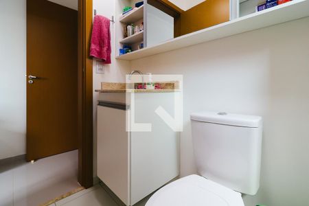 Apartamento à venda com 62m², 2 quartos e 2 vagasBanheiro da Suíte