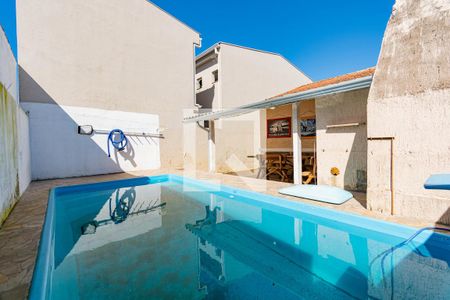 Casa à venda com 85m², 2 quartos e 2 vagasÁrea Externa