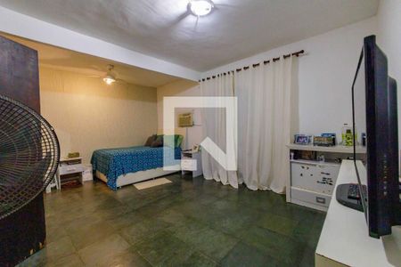 Casa de condomínio à venda com 290m², 3 quartos e 3 vagasSuíte