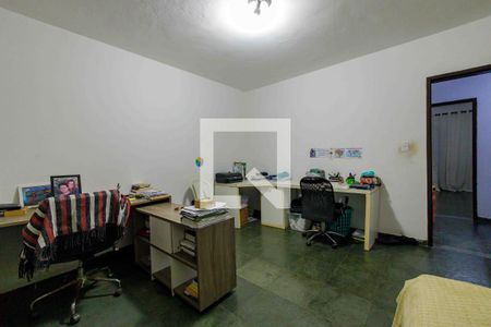 Casa de condomínio à venda com 290m², 3 quartos e 3 vagasQuarto 2