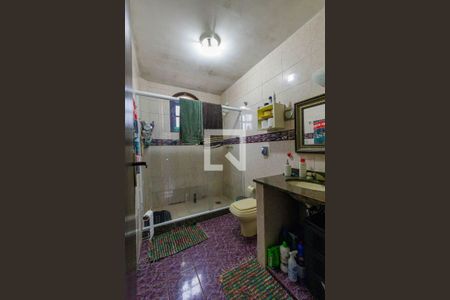 Casa de condomínio à venda com 290m², 3 quartos e 3 vagasBanheiro