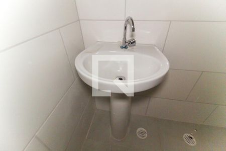 Apartamento para alugar com 36m², 2 quartos e sem vagaBanheiro