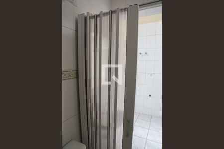 Casa à venda com 320m², 4 quartos e 1 vaga Casa à venda com 320m², 4 quartos e 1 vagaBanheiro