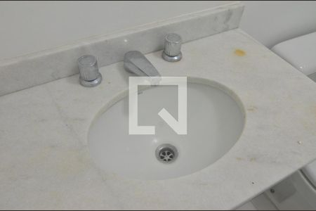 Apartamento à venda com 74m², 2 quartos e 1 vagaBanheiro da Suíte