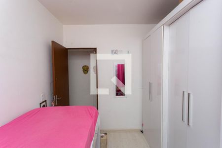 Quarto 2 de apartamento para alugar com 2 quartos, 43m² em Jardim Canhema, Diadema