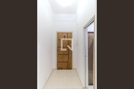 Studio para alugar com 34m², 1 quarto e sem vaga Studio para alugar com 34m², 1 quarto e sem vagaEntrada