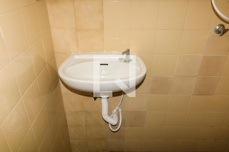 Apartamento à venda com 85m², 2 quartos e 1 vaga Apartamento à venda com 85m², 2 quartos e 1 vagaBanheiro de serviço