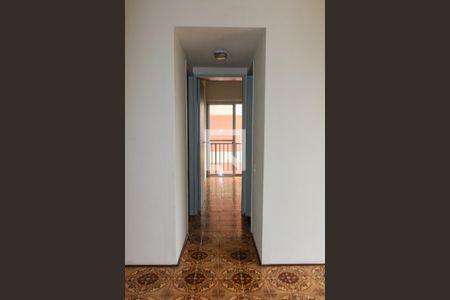 Apartamento à venda com 85m², 2 quartos e 1 vaga Apartamento à venda com 85m², 2 quartos e 1 vagaCorredor
