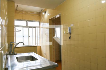 Apartamento à venda com 85m², 2 quartos e 1 vaga Apartamento à venda com 85m², 2 quartos e 1 vagaCozinha