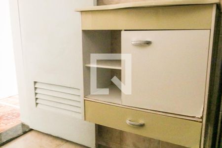 Apartamento à venda com 85m², 2 quartos e 1 vaga Apartamento à venda com 85m², 2 quartos e 1 vagaBanheiro