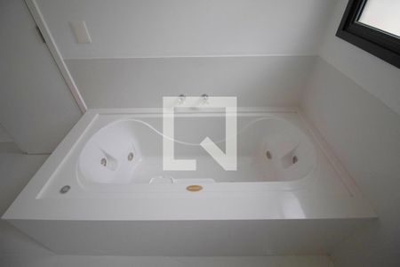 Apartamento à venda com 205m², 3 quartos e sem vaga Apartamento à venda com 205m², 3 quartos e sem vagaBanheiro da Suíte 1