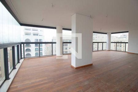 Apartamento à venda com 205m², 3 quartos e sem vaga Apartamento à venda com 205m², 3 quartos e sem vagaSala