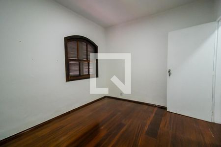 Quarto 2 de casa à venda com 3 quartos, 280m² em Vila Cláudio, Santo André