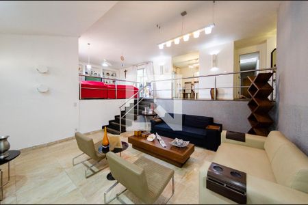 Sala de casa à venda com 5 quartos, 290m² em Santa Lúcia, Belo Horizonte