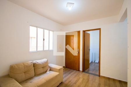 Sala de apartamento à venda com 2 quartos, 44m² em Vila Guaraciaba, Santo André