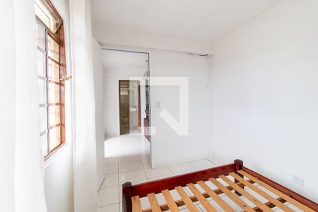 Quarto 1 de casa para alugar com 2 quartos, 80m² em Campo Comprido, Curitiba