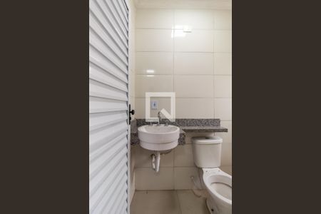 Banheiro de kitnet/studio para alugar com 1 quarto, 35m² em Jardim Munhoz, Guarulhos
