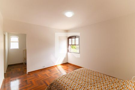 Casa à venda com 463m², 4 quartos e 6 vagasQuarto 4