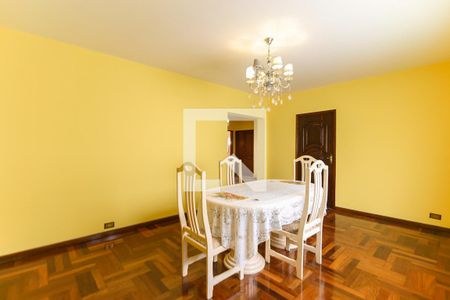 Casa à venda com 463m², 4 quartos e 6 vagasSala de Jantar