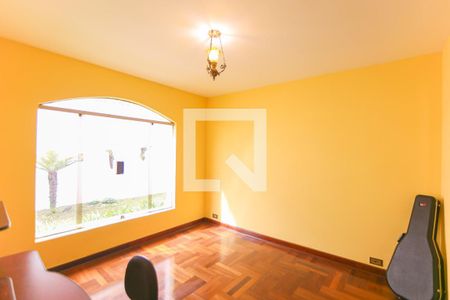 Casa à venda com 463m², 4 quartos e 6 vagasEscritório