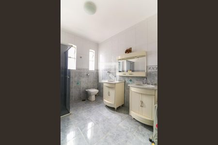 Casa à venda com 463m², 4 quartos e 6 vagasBanheiro da Suíte 3