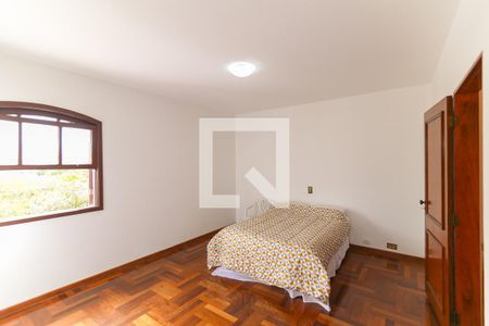 Casa à venda com 463m², 4 quartos e 6 vagasQuarto 4