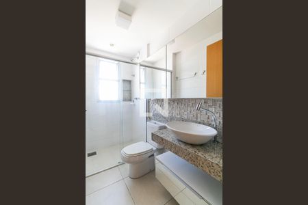 Apartamento à venda com 80m², 2 quartos e 2 vagas Apartamento à venda com 80m², 2 quartos e 2 vagasBanheiro Social