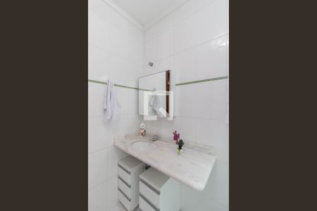 Casa à venda com 200m², 3 quartos e 4 vagasBanheiro da Suíte