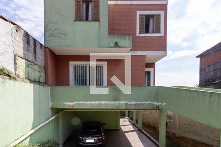 Casa à venda com 200m², 3 quartos e 4 vagasFrente da Casa