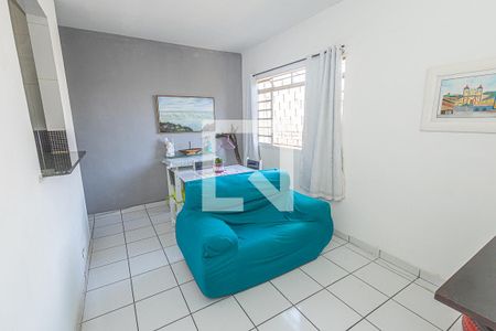 Sala de apartamento à venda com 3 quartos, 60m² em Serrano, Belo Horizonte