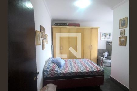 Casa à venda com 330m², 4 quartos e 5 vagasSuíte