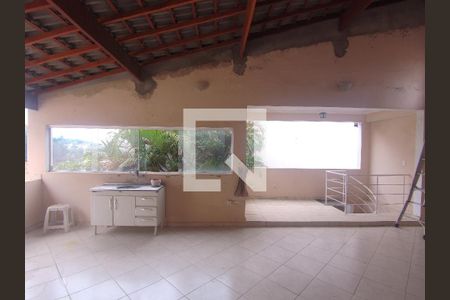 Casa à venda com 330m², 4 quartos e 5 vagasArea com churrasqueira