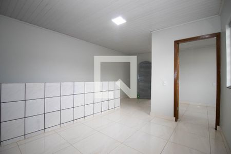 Sala de casa para alugar com 4 quartos, 102m² em Taguatinga Norte (taguatinga), Brasília