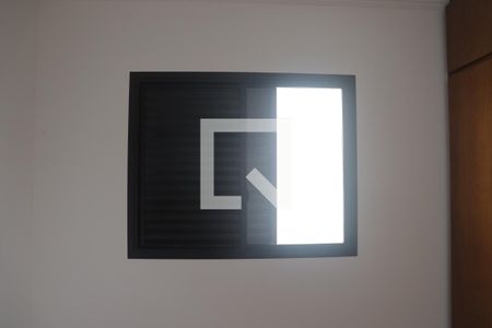 Apartamento à venda com 95m², 3 quartos e 2 vagasQuarto 02