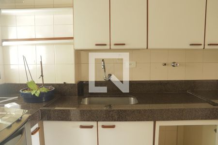 Apartamento à venda com 95m², 3 quartos e 2 vagasCozinha
