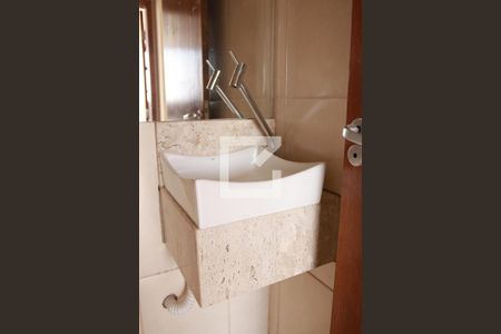 Apartamento para alugar com 120m², 2 quartos e 1 vagaDetalhes pia do mictório