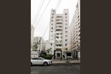 Apartamento para alugar com 110m², 2 quartos e 1 vagaFachada