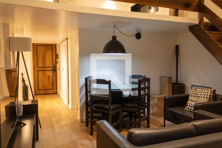Sala de apartamento para alugar com 1 quarto, 70m² em Laranjeiras, Rio de Janeiro