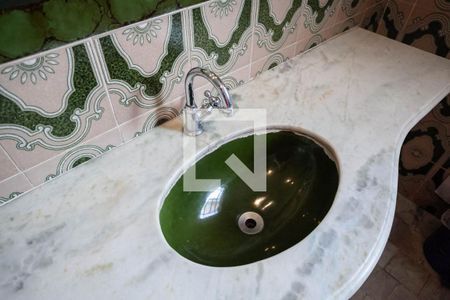 Casa à venda com 400m², 5 quartos e 2 vagasBanheiro social 2