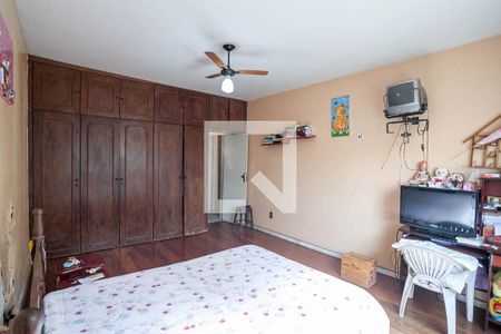 Casa à venda com 400m², 5 quartos e 2 vagasSuíte 2