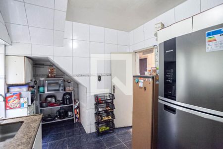 Casa à venda com 400m², 5 quartos e 2 vagasCozinha 