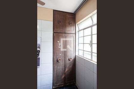 Casa à venda com 400m², 5 quartos e 2 vagasQuarto 2