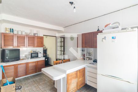 Casa para alugar com 242m², 3 quartos e 2 vagas Casa para alugar com 242m², 3 quartos e 2 vagasCozinha