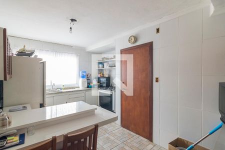 Casa para alugar com 242m², 3 quartos e 2 vagas Casa para alugar com 242m², 3 quartos e 2 vagasCozinha