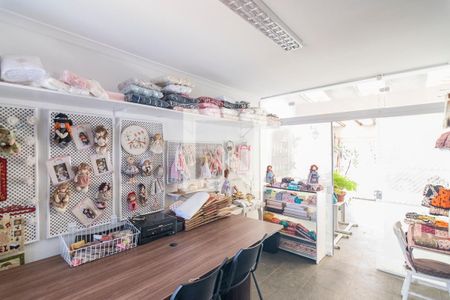 Casa para alugar com 242m², 3 quartos e 2 vagas Casa para alugar com 242m², 3 quartos e 2 vagasGaragem