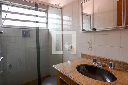 Casa de condomínio à venda com 135m², 3 quartos e 2 vagasBanheiro Social